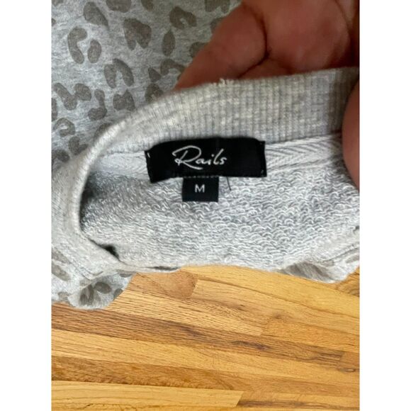 Rails Marlo Women's M Gray Sweatshirt Cotton Leopard Print Side Zip Minimalist - Picture 5 of 10